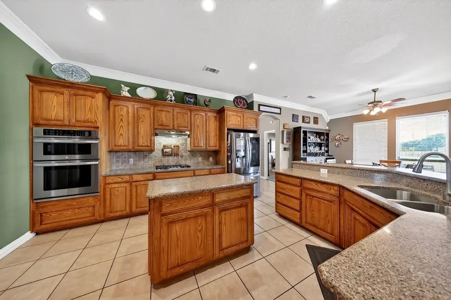 1035 Highland Road, Cleburne, TX 76033 - #3