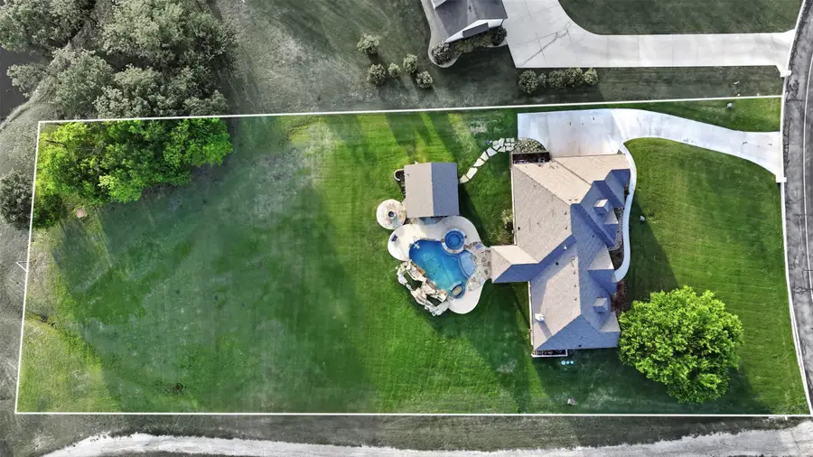 101 Signature Court, Weatherford, TX 76087 - #2