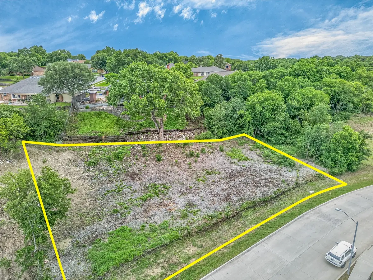 738 Sterling Drive, Benbrook, TX 76126 - #1