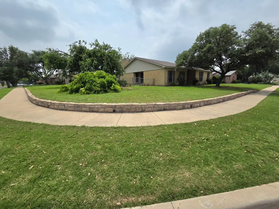 3126 Oak Hill Road, Carrollton, TX 75007 - #2