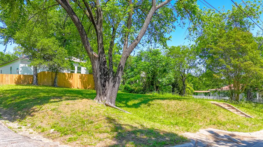 209 Landis Street, Dallas, TX 75203 - #3