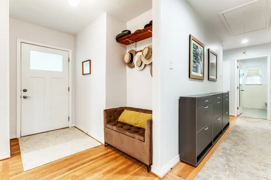 6221 Berryhill Street, Dallas, TX 75231 - #2