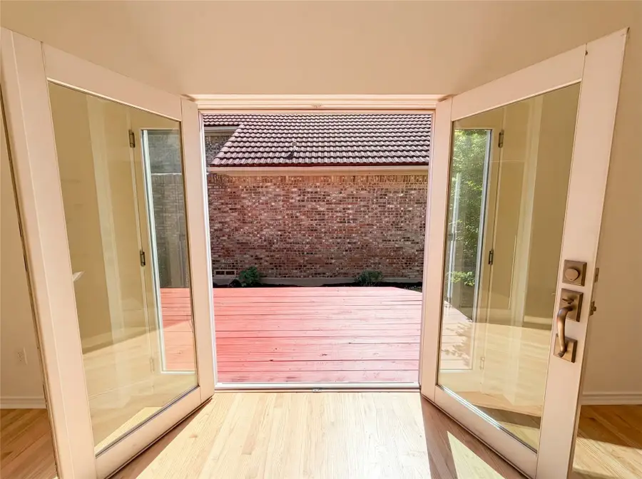 1708 Crockett Circle, Irving, TX 75038 - #3