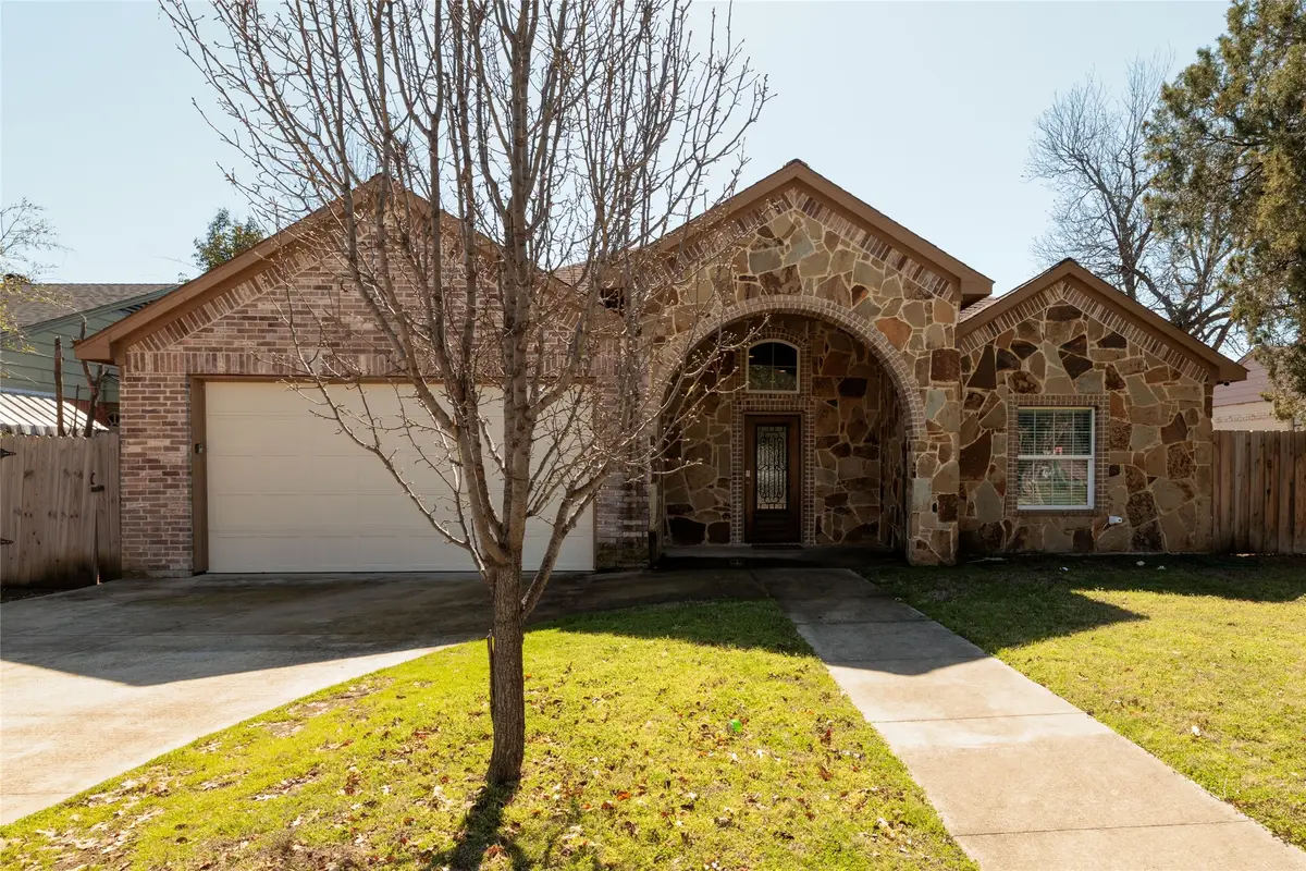 3014 Falls Drive, Dallas, TX 75211 - #1