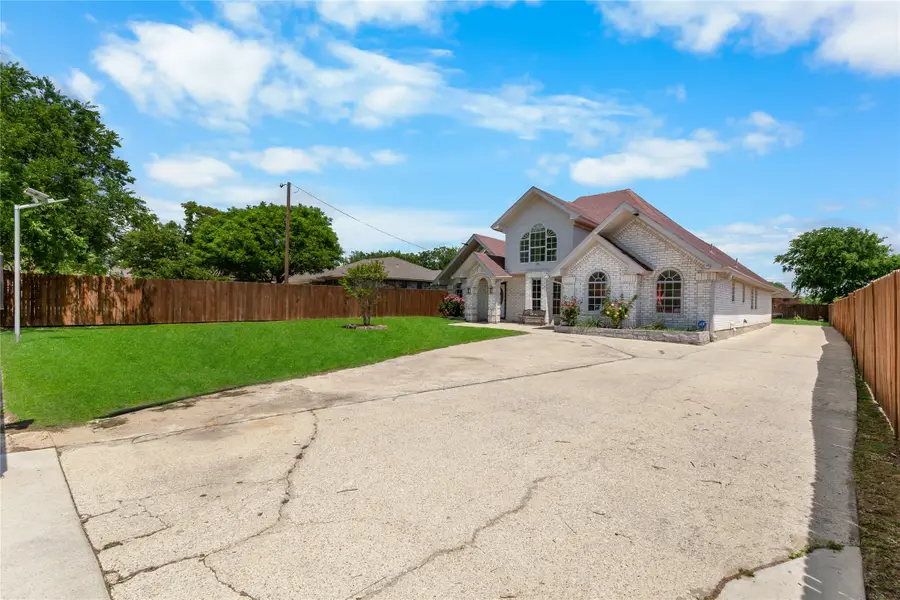6808 Marvin Brown Street, Fort Worth, TX 76179 - #3