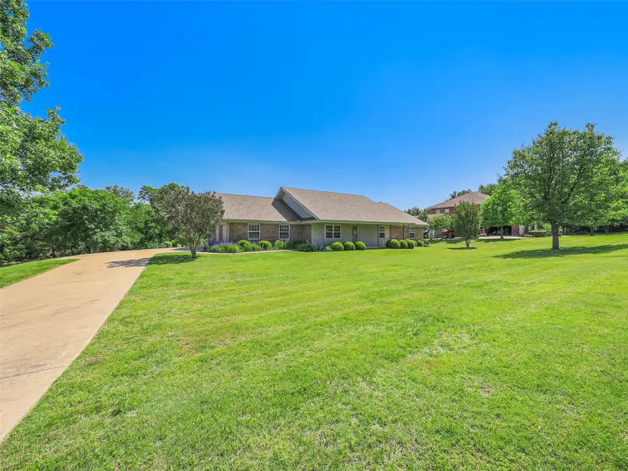 269 Belmont Lane, Van Alstyne, TX 75495 - #2