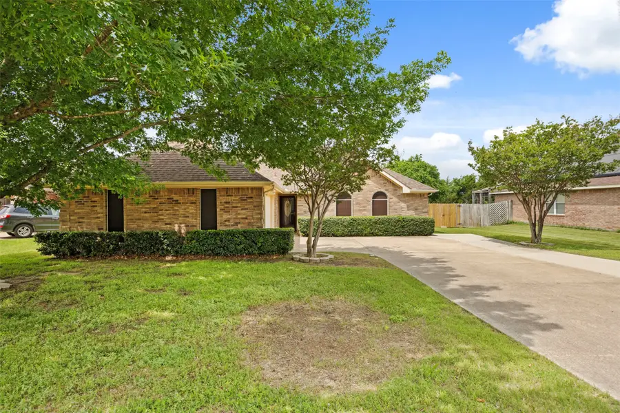 225 Cobblestone Circle, Red Oak, TX 75154 - #3