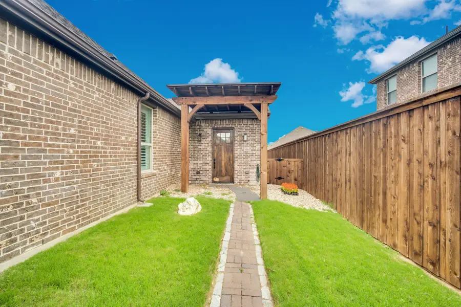 613 Autumn Run Drive, Midlothian, TX 76065 - #2