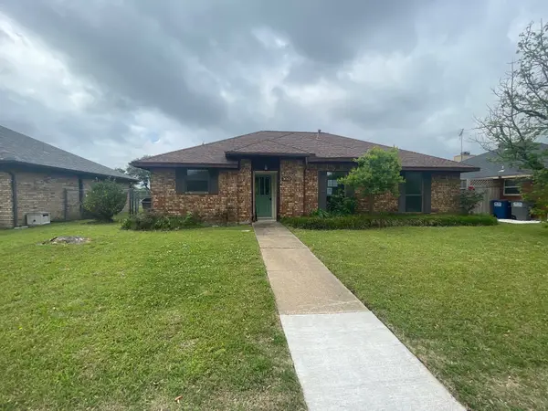 3012 Tina Street, Sachse, TX 75048