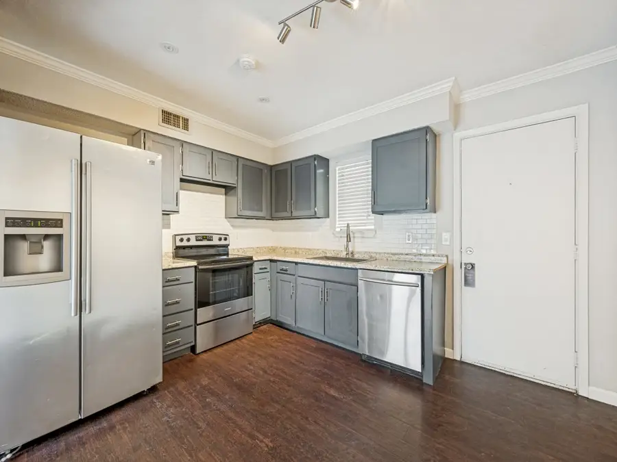 1122 N Center Street N #1122 and 1124, Arlington, TX 76011 - #3