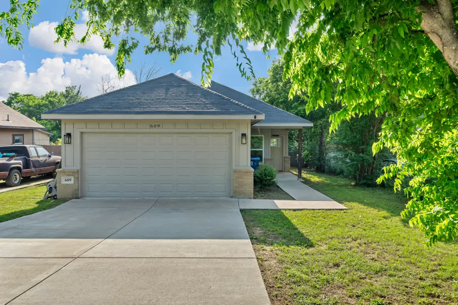609 N Cummings Drive, Alvarado, TX 76009 - #2