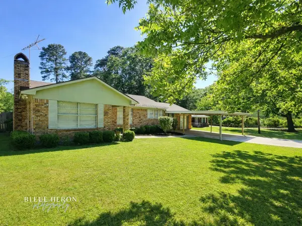 1865 Live Oak Drive, Shreveport, LA 71118