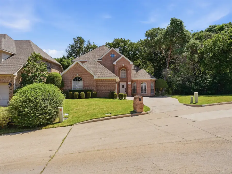 2605 Hidden Ridge Drive, Arlington, TX 76006 - #2