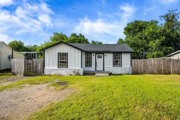 5225 Urbanview Street, Sansom Park, TX 76114