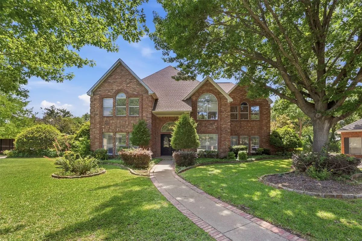6713 Westbury Court, Benbrook, TX 76132 - #1