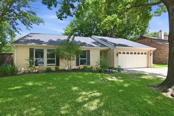 619 Heather Wood Drive, Grapevine, TX 76051