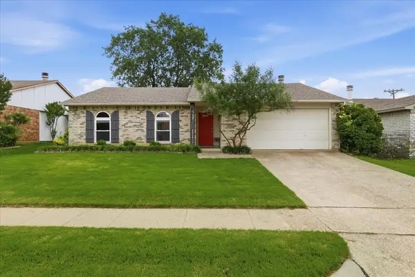 702 Meadow Mead Drive, Allen, TX 75002