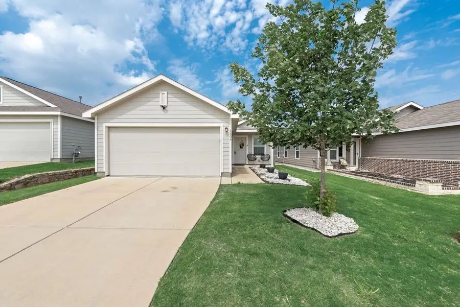 1806 Barrie Way, Crandall, TX 75114 - #2