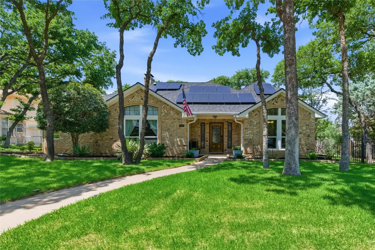 3072 High Cliff Drive, Grapevine, TX 76051 - #1