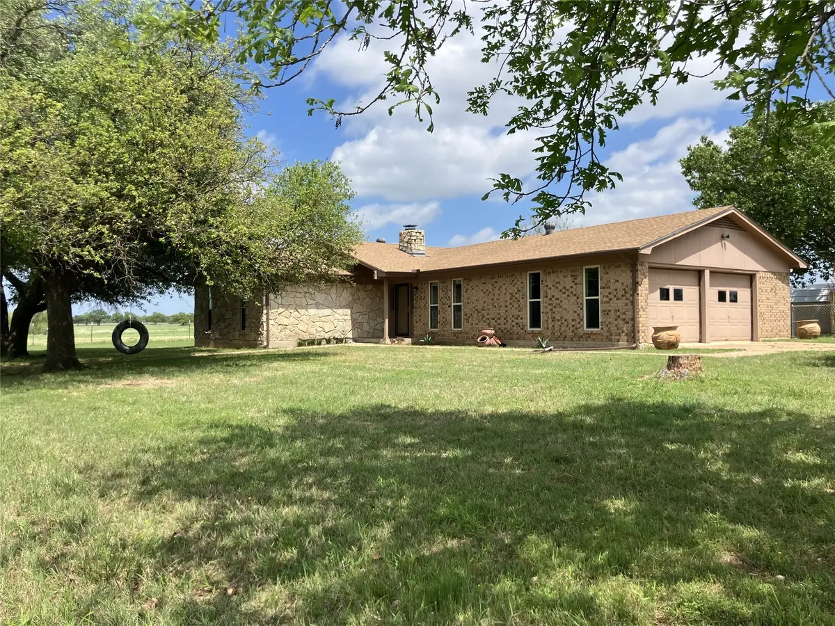 825 County Rd 484, Ranger, TX 76470 - #1