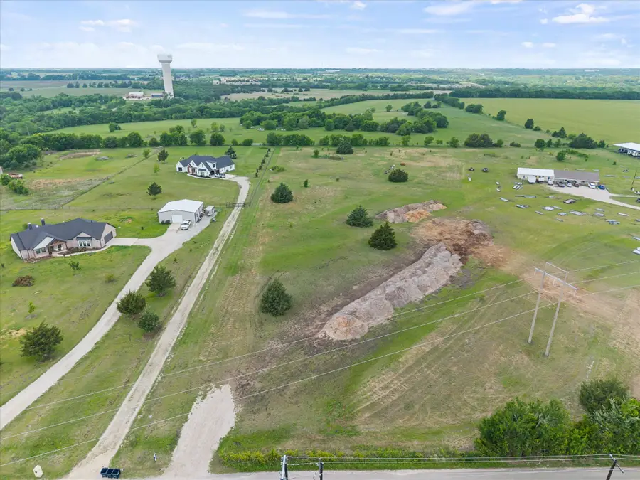 1259 Willy Vester Road, Van Alstyne, TX 75495 - #2