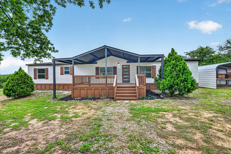 134 Classic Country Court, Springtown, TX 76082 - #2