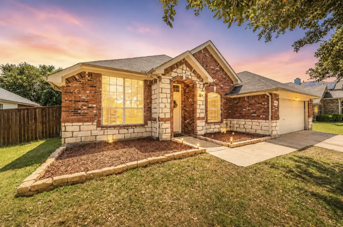 1011 Fleetwood Cove Drive, Grand Prairie, TX 75052 - #1