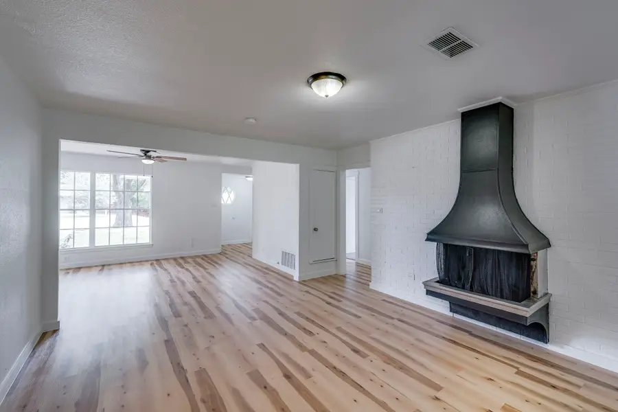 2509 Woodlawn Drive, Ennis, TX 75119 - #3