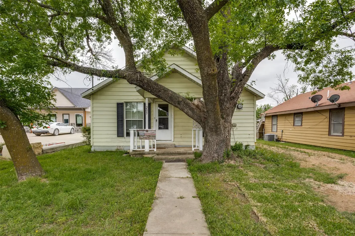 205 W Main Street, Gunter, TX 75058 - #1