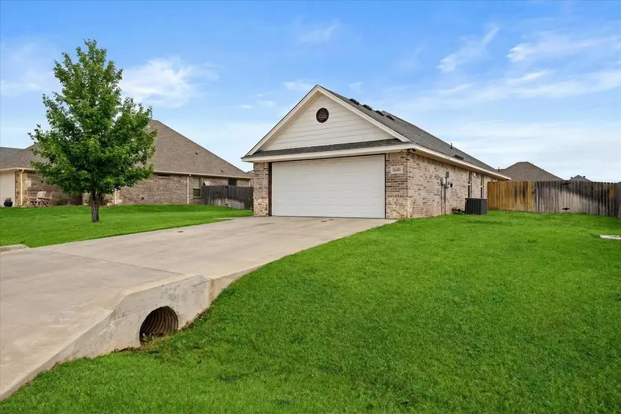 3331 Arrow Creek Drive, Granbury, TX 76049 - #3