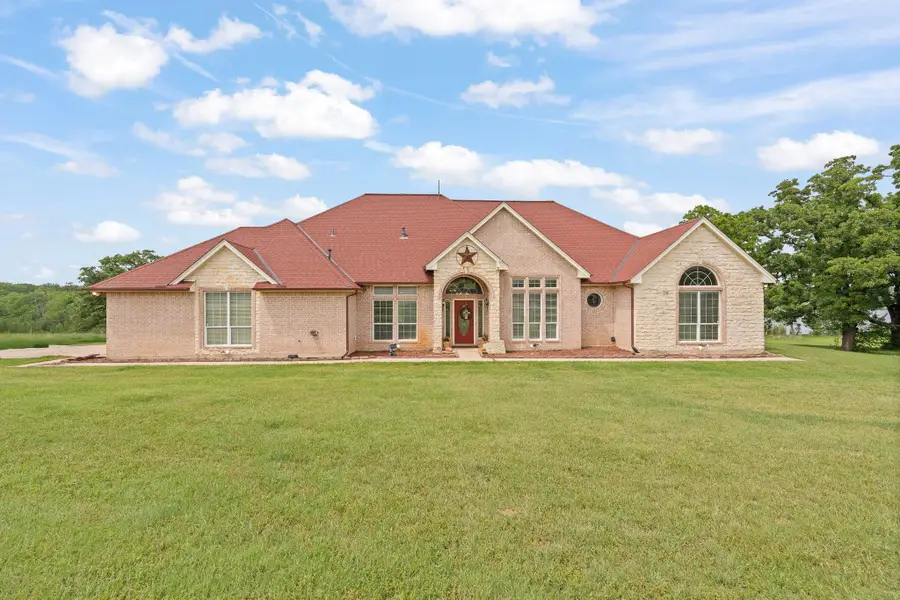 1701 W Lake Shore Drive, Alvarado, TX 76009 - #2