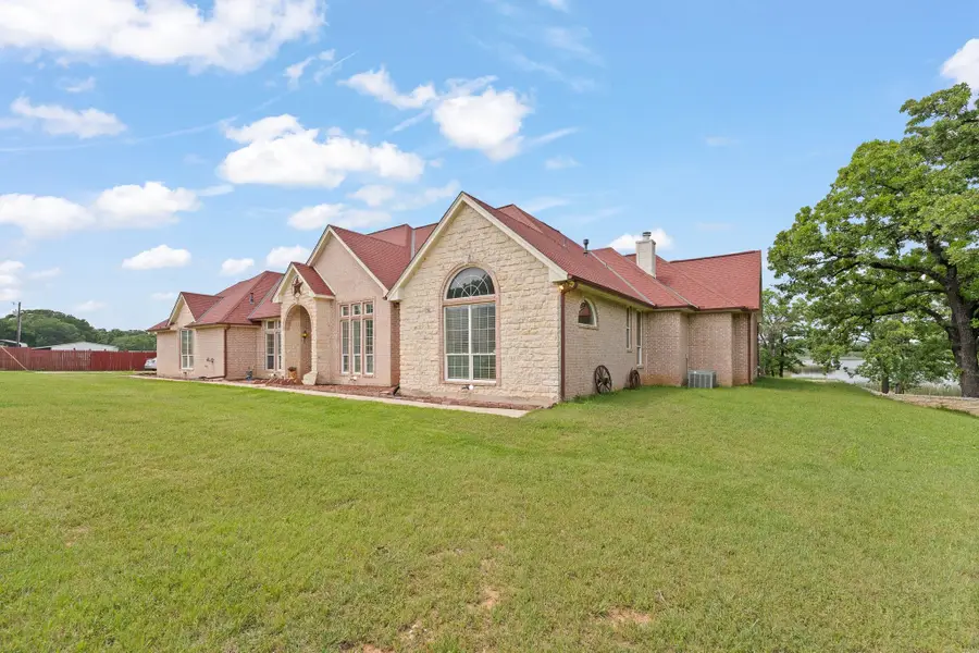 1701 W Lake Shore Drive, Alvarado, TX 76009 - #3