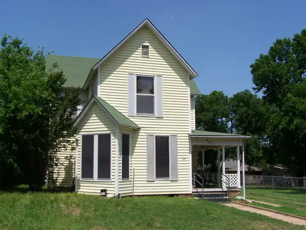 923 Nelson Street, Denison, TX 75020