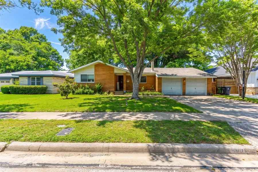 1916 Valley Lane, Arlington, TX 76013 - #2