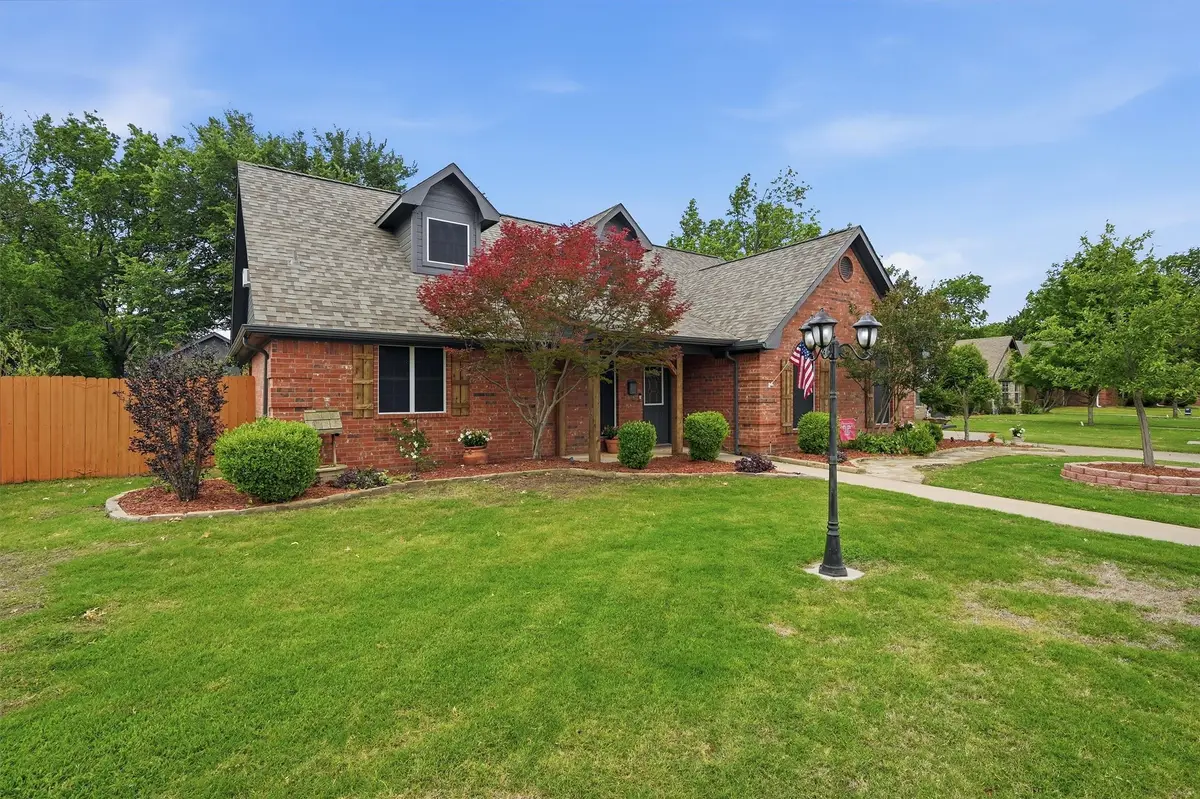 105 Franklin Court, Pottsboro, TX 75076 - #1