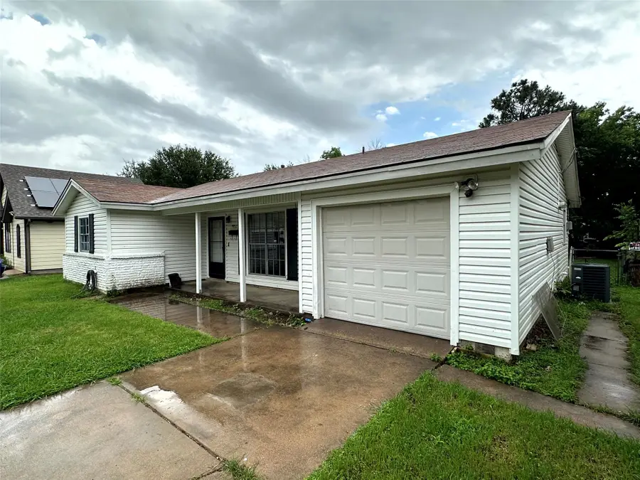 1902 Morgan Street, Irving, TX 75062 - #3