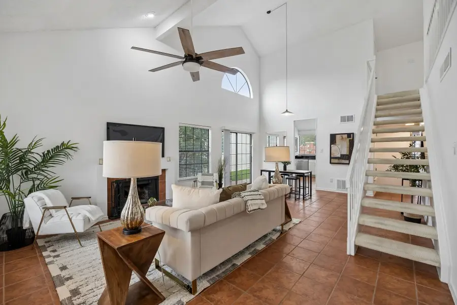 623 Rancho Circle, Irving, TX 75063 - #2