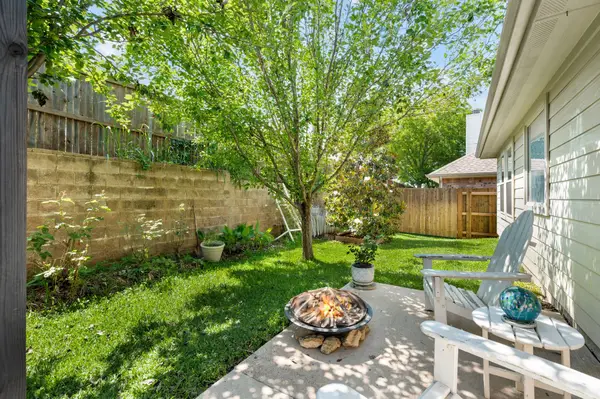 10008 Sourwood Drive, Fort Worth, TX 76244