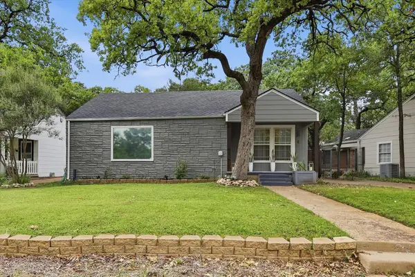 2125 Cardinal Lane, Fort Worth, TX 76111