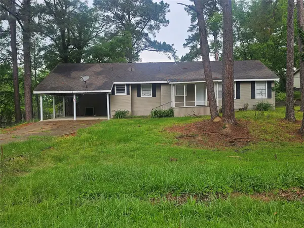 8218 S Lakeshore Drive, Shreveport, LA 71119