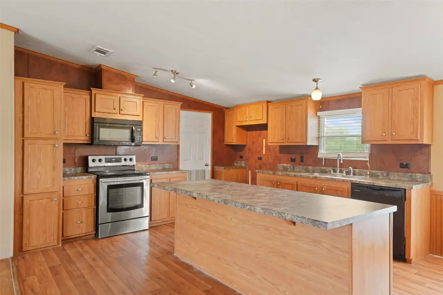 2412 Luisa Lane, Alvarado, TX 76009 - #2