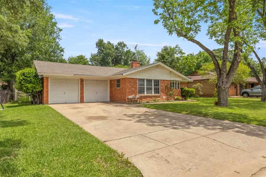 1021 Blue Lake, Fort Worth, TX 76103 - #2