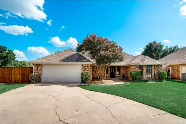 7320 Wesley Court, North Richland Hills, TX 76180