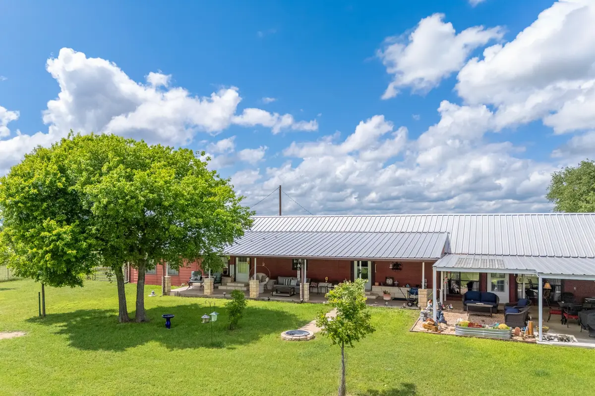 1360 W Us Hwy 84 Highway, Mullin, TX 76864 - #1
