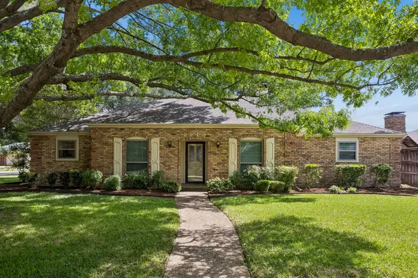 2218 Acacia Street, Richardson, TX 75082