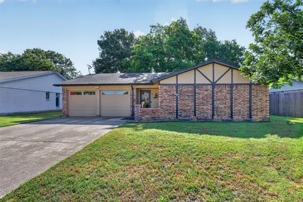 6616 Brookdale Drive, Watauga, TX 76148