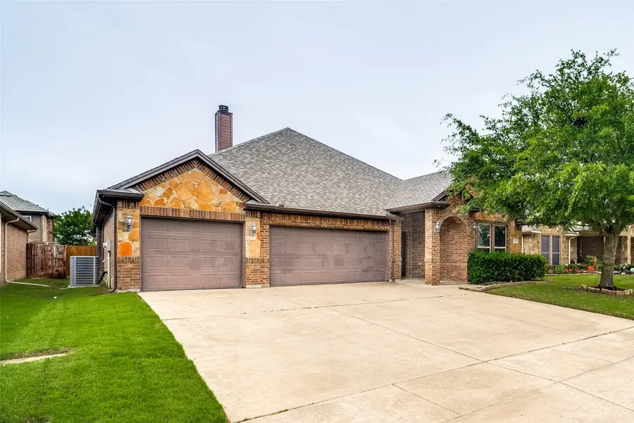 308 Pecos Drive, Burleson, TX 76028 - #2