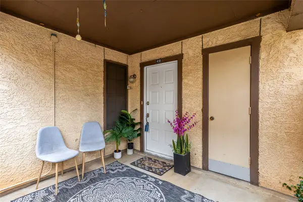 418 Matthews Drive, Arlington, TX 76012