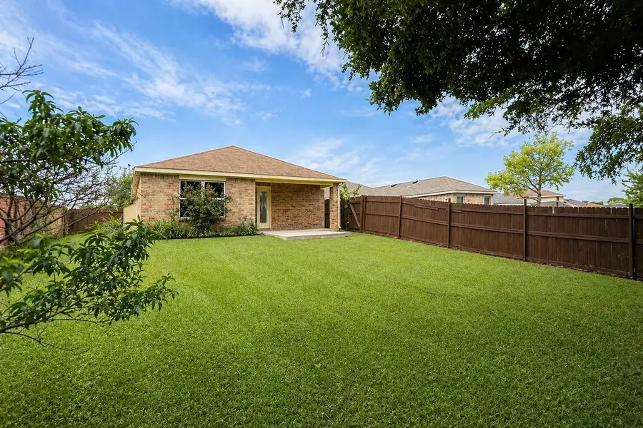 1103 Warrior Drive, Dallas, TX 75253 - #2