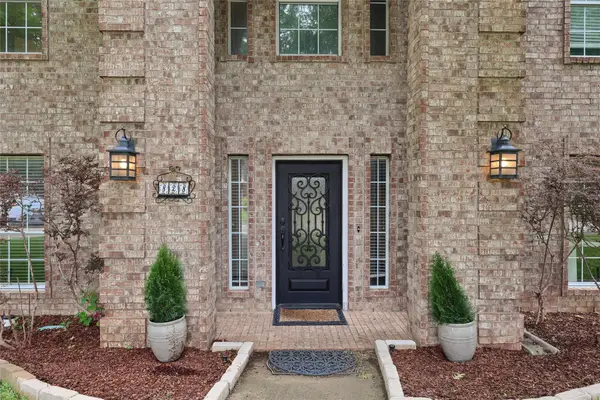 828 Rockefeller Lane, Allen, TX 75002